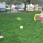 Dzieci graja w piłkę.jpg